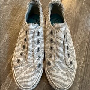 Blowfish Gray and White Slip-On Sneakers